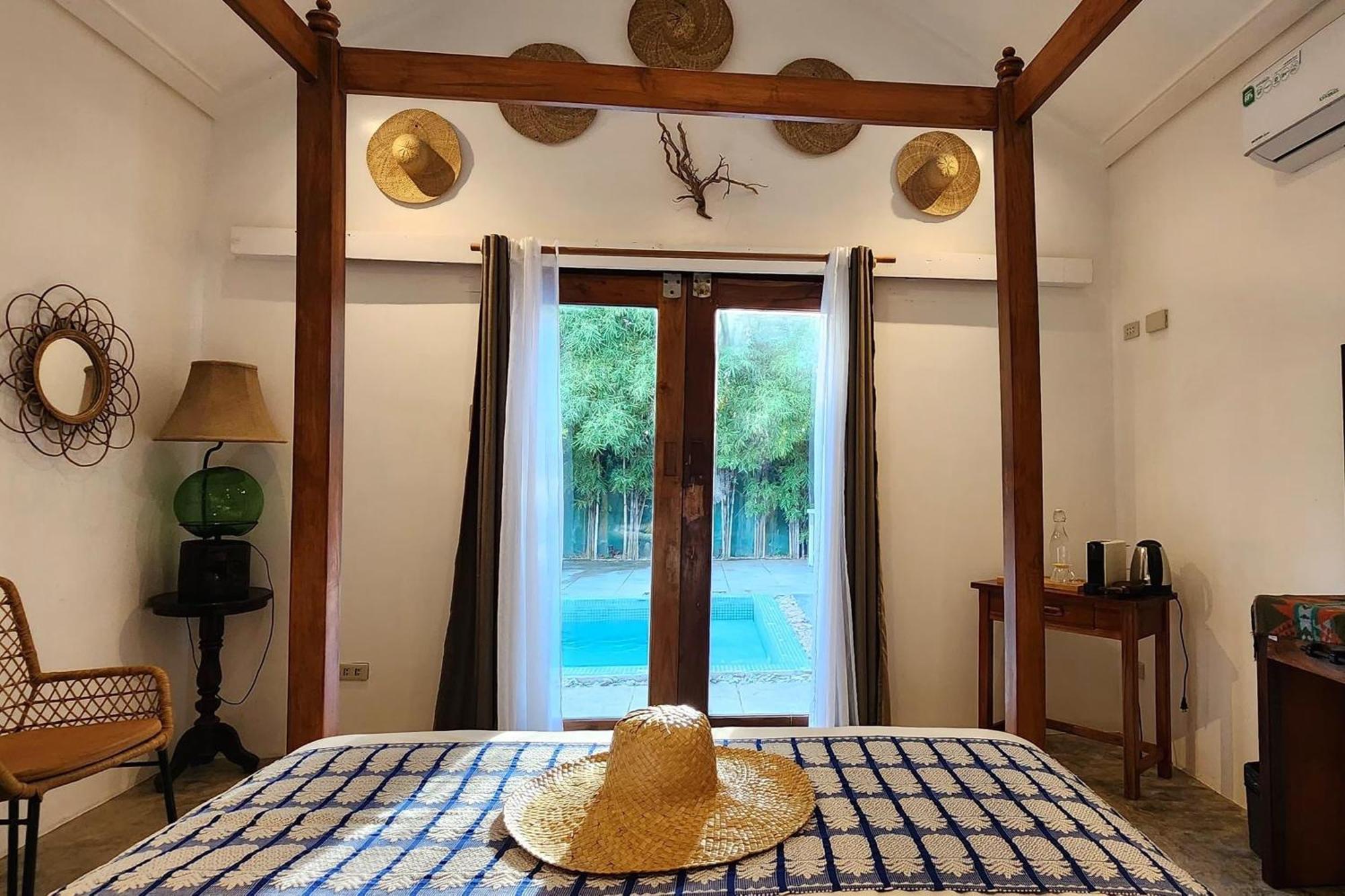 Sirom Beach House Tambobong Extérieur photo