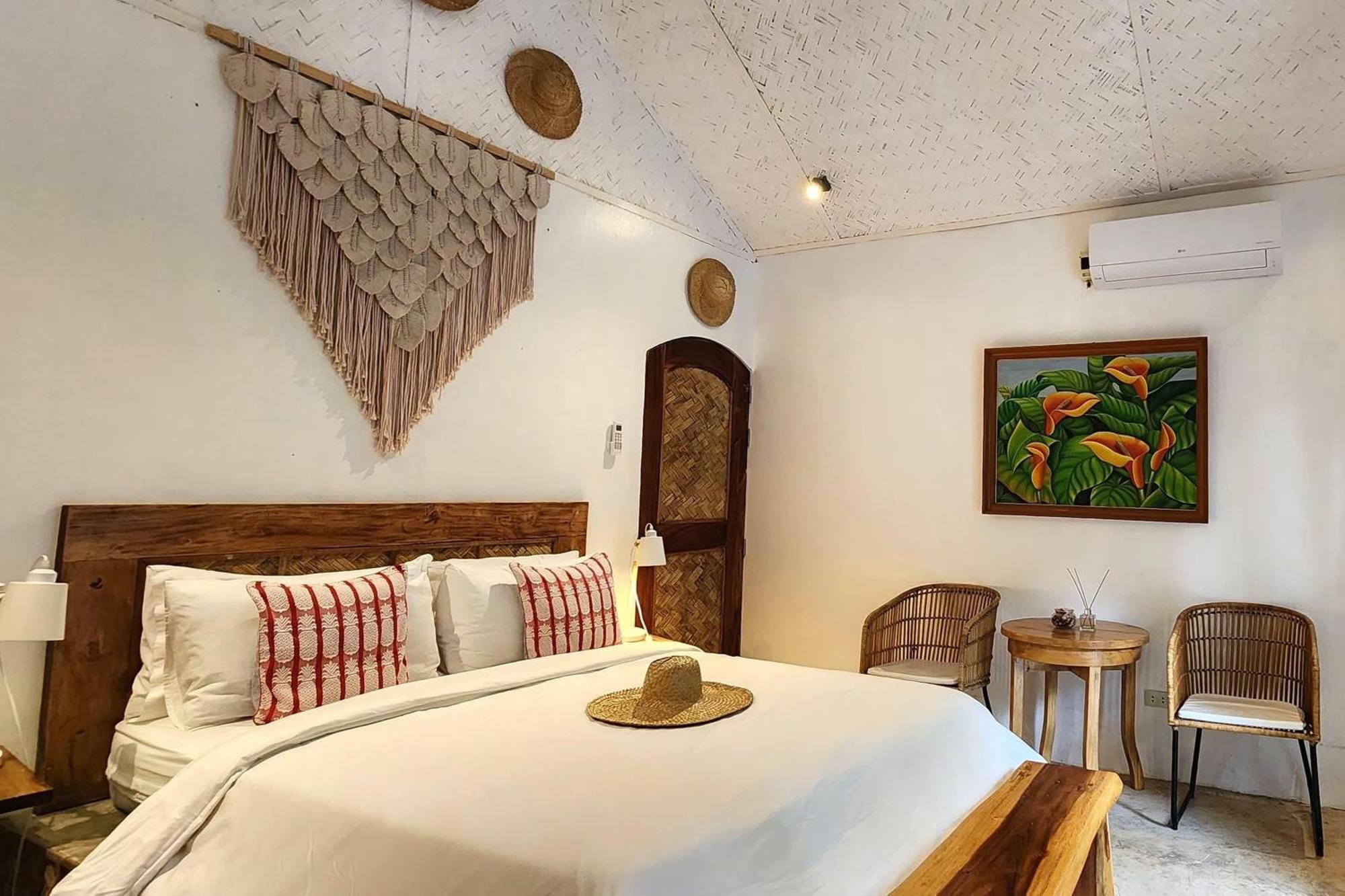 Sirom Beach House Tambobong Extérieur photo