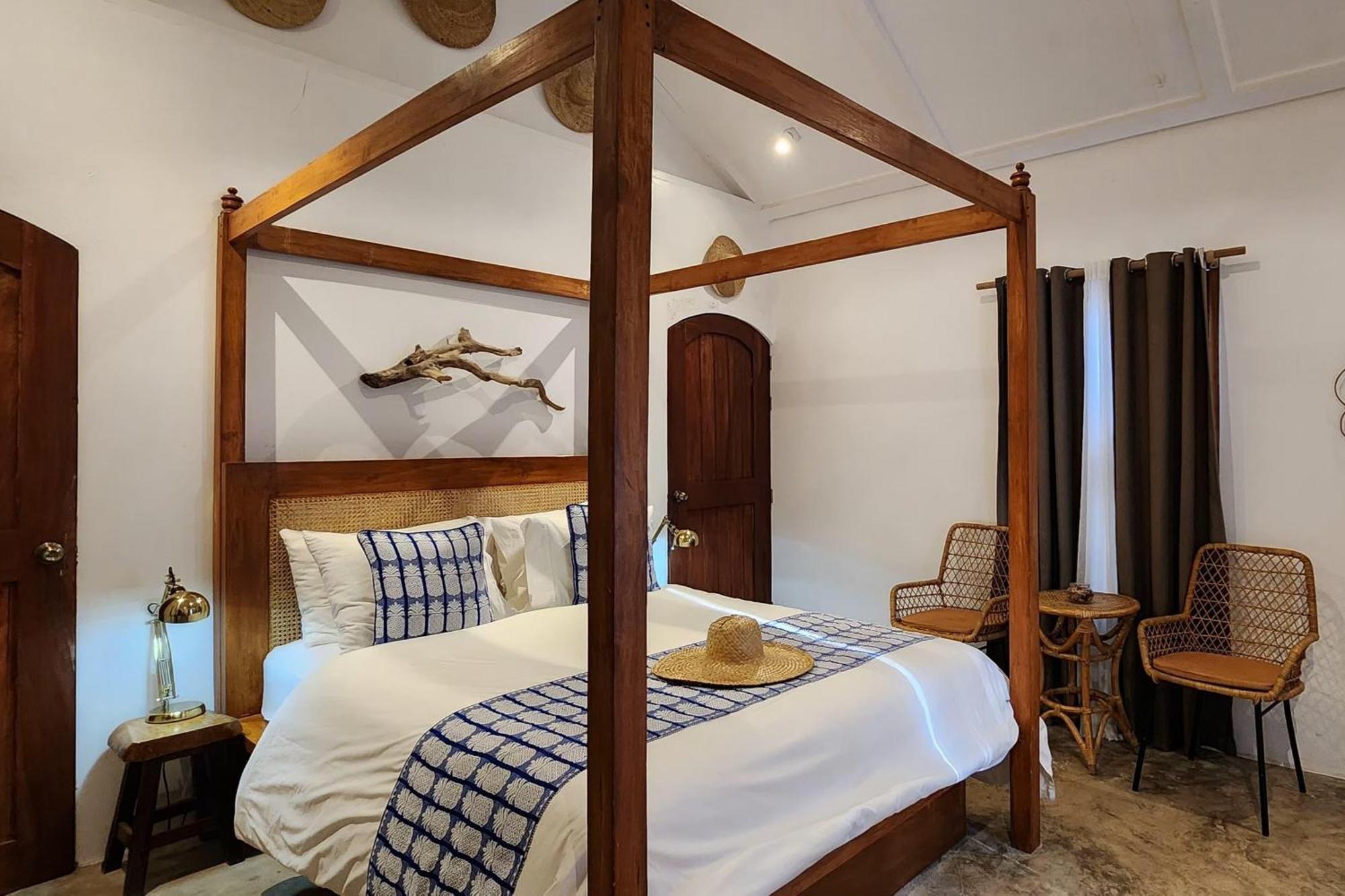 Sirom Beach House Tambobong Extérieur photo