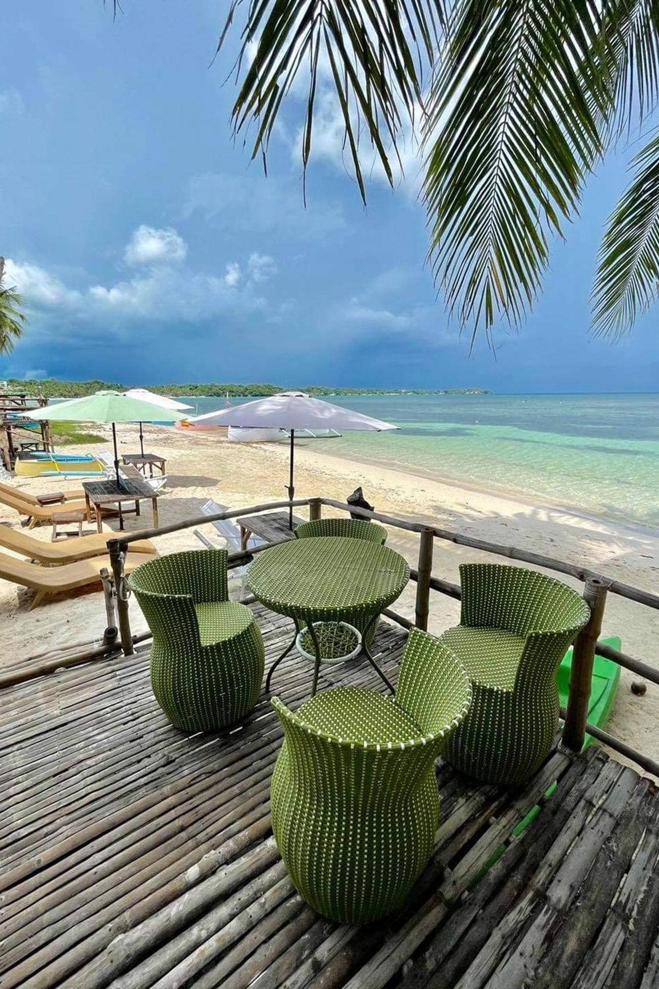 Sirom Beach House Tambobong Extérieur photo