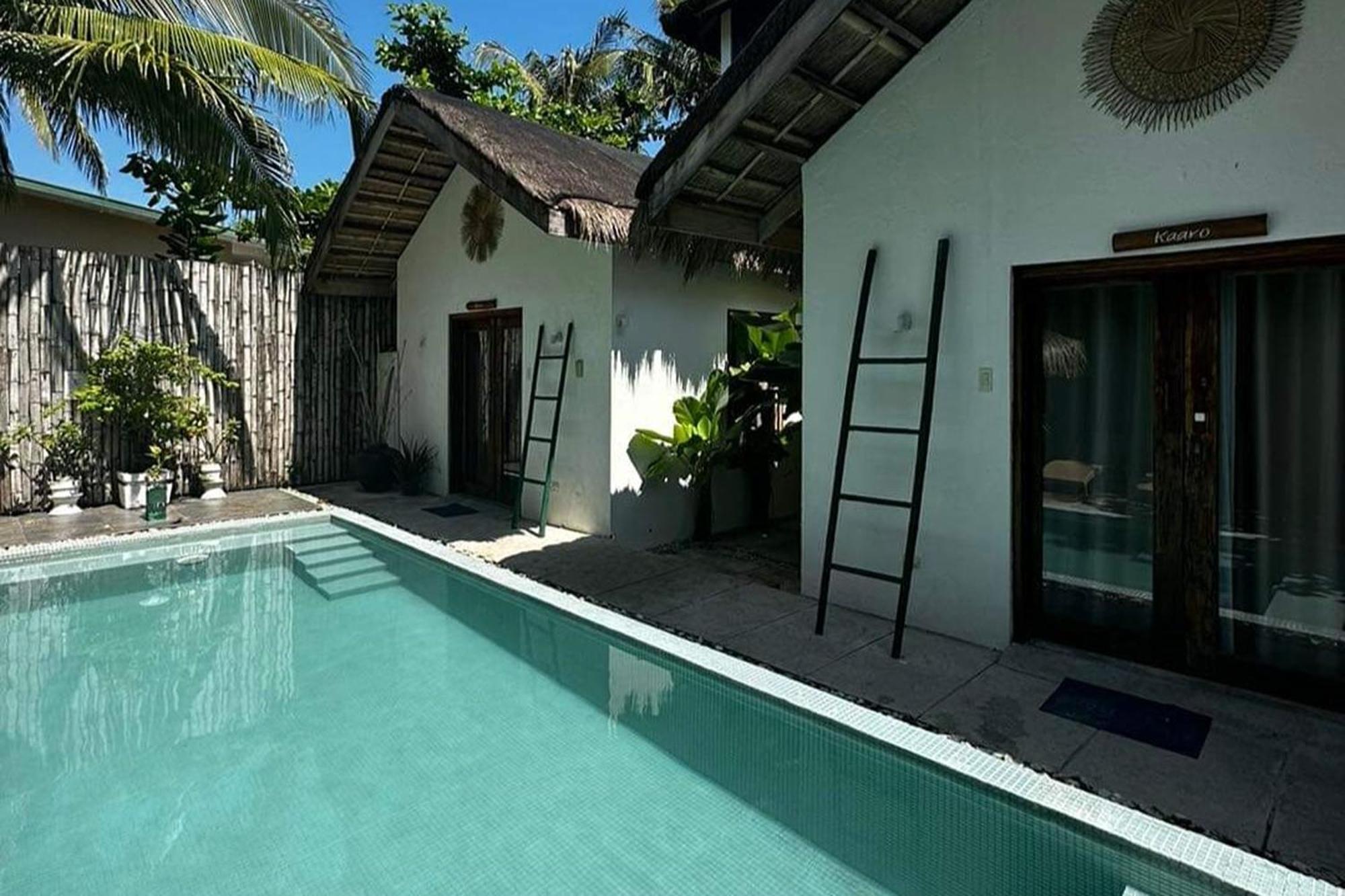 Sirom Beach House Tambobong Extérieur photo